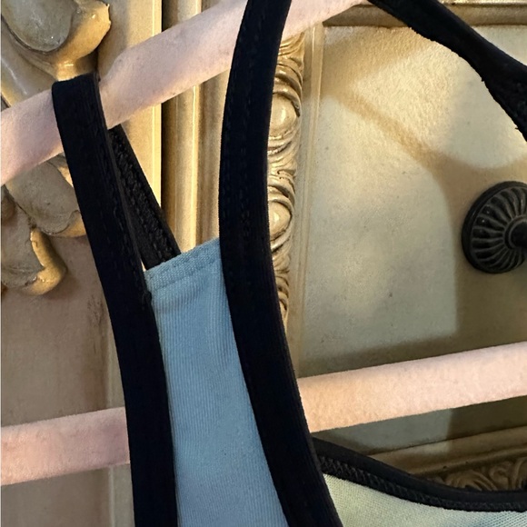 SOLD* Nike Dri Fit Athletic Running Tank, Sky Blue Compression Built in Bra Sz L - Picture 4 of 6